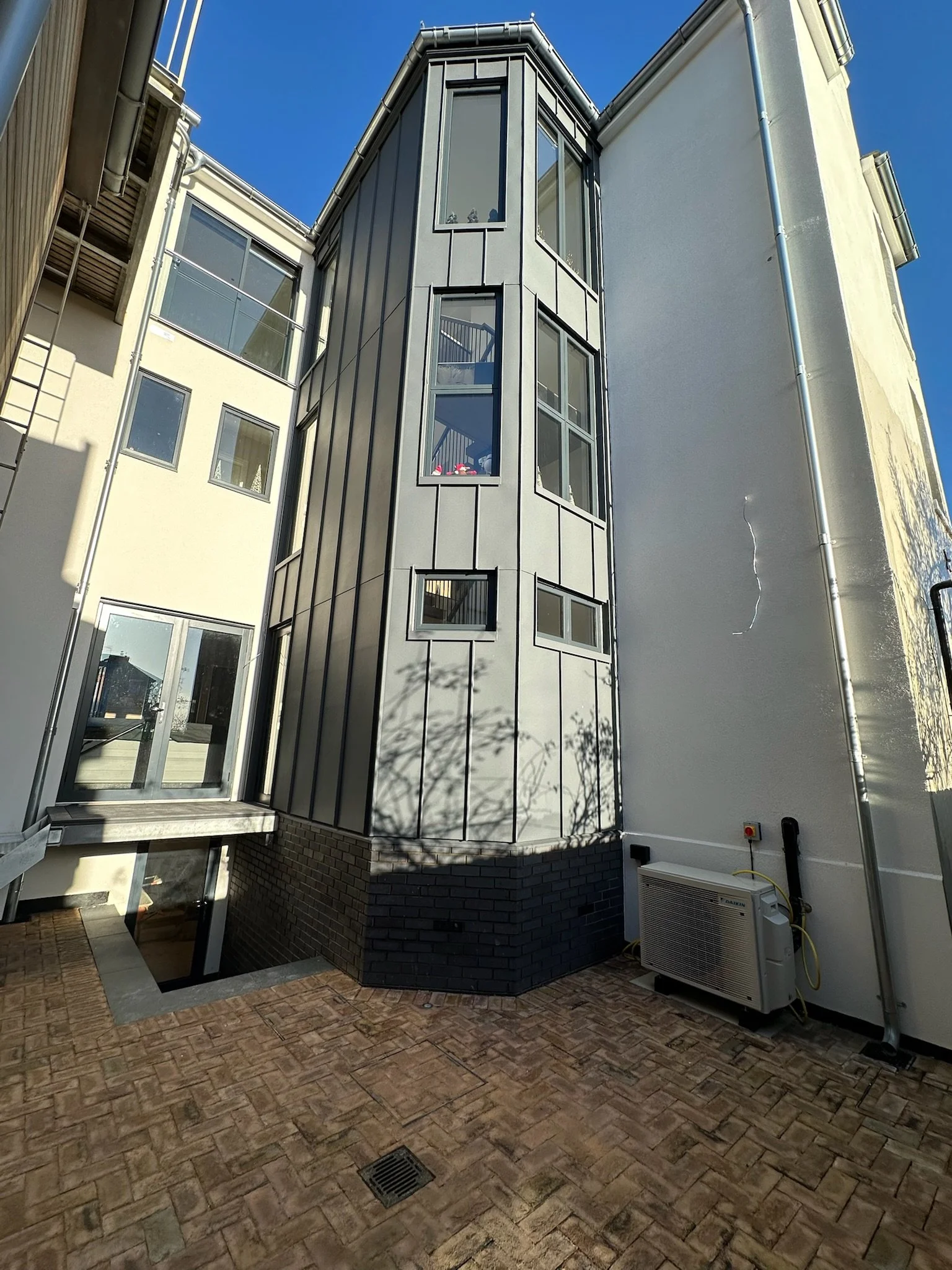 oceanhouse21.jpg