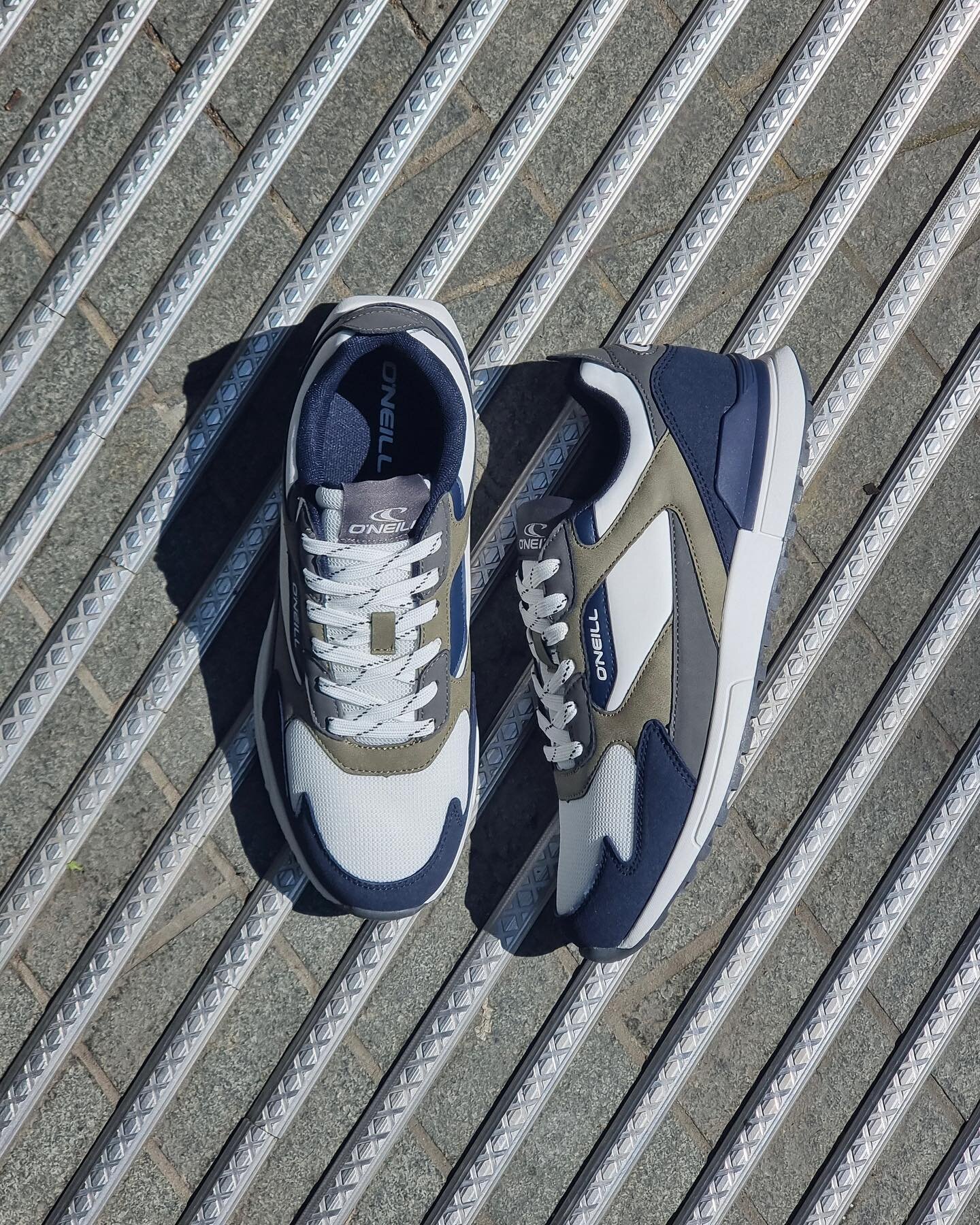 ORTLEY MEN LOW from O&rsquo;Neill is the perfect runner this Summer with new material and colour mixes.
 
Available @soletrader_shoes 
 
#33Joints #Oneill #Oneillfootwear #Oneilleurope #footwear #fashion #style #shoes #footwearfashion #footwearlove #