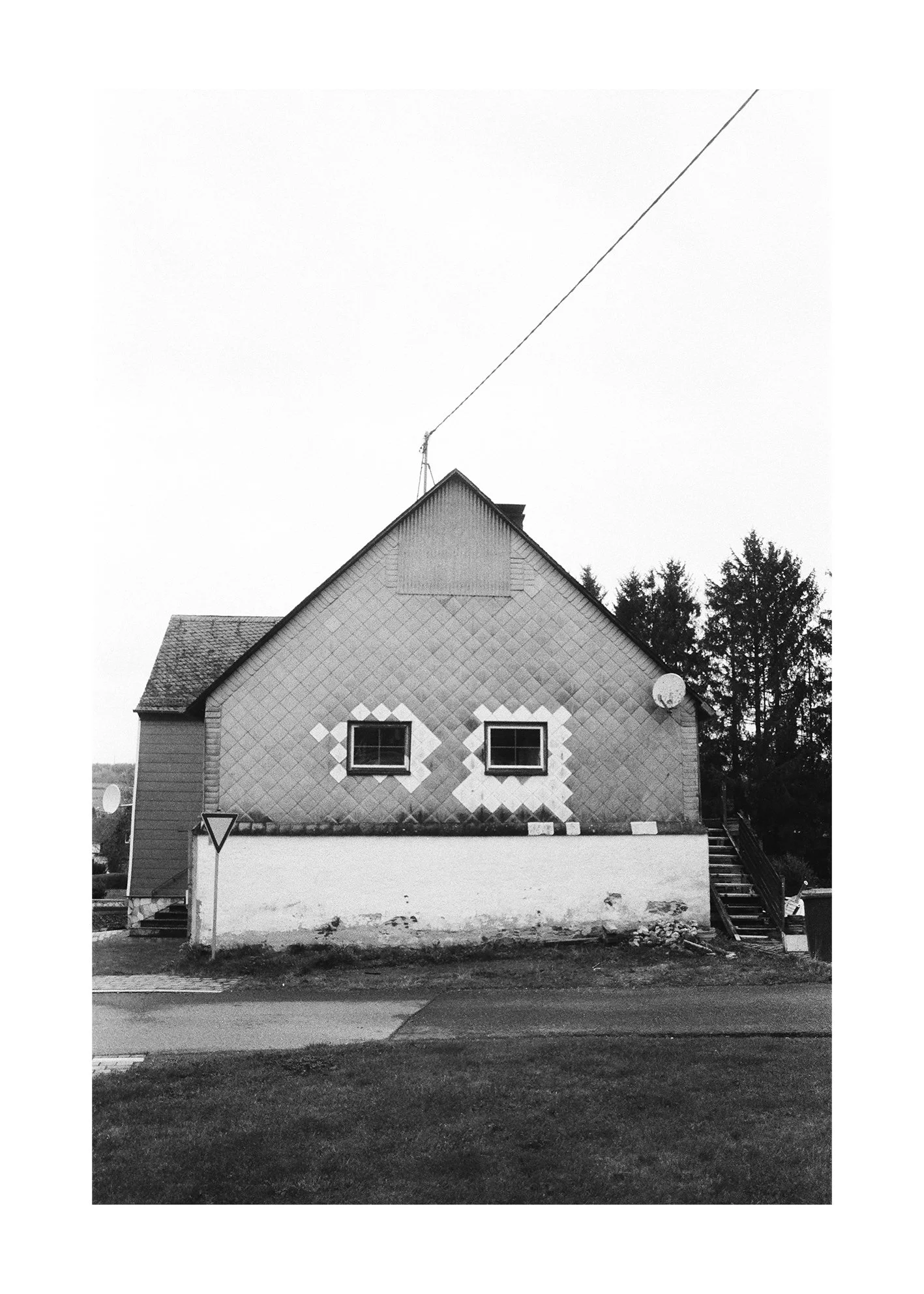 framed prints  4 mock up_0001_House2.jpg