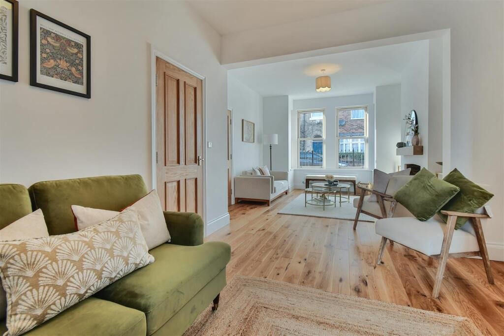 YORK PERIOD TOWNHOUSE