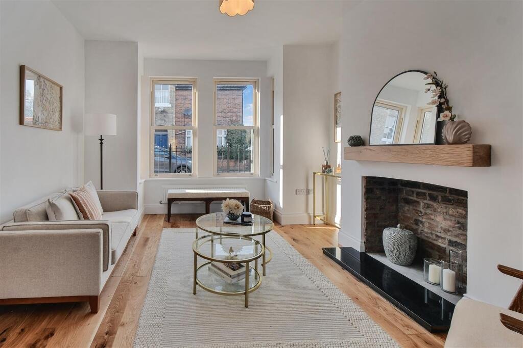 YORK PERIOD TOWNHOUSE