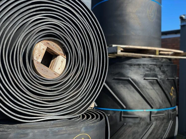 New and used conveyor belting