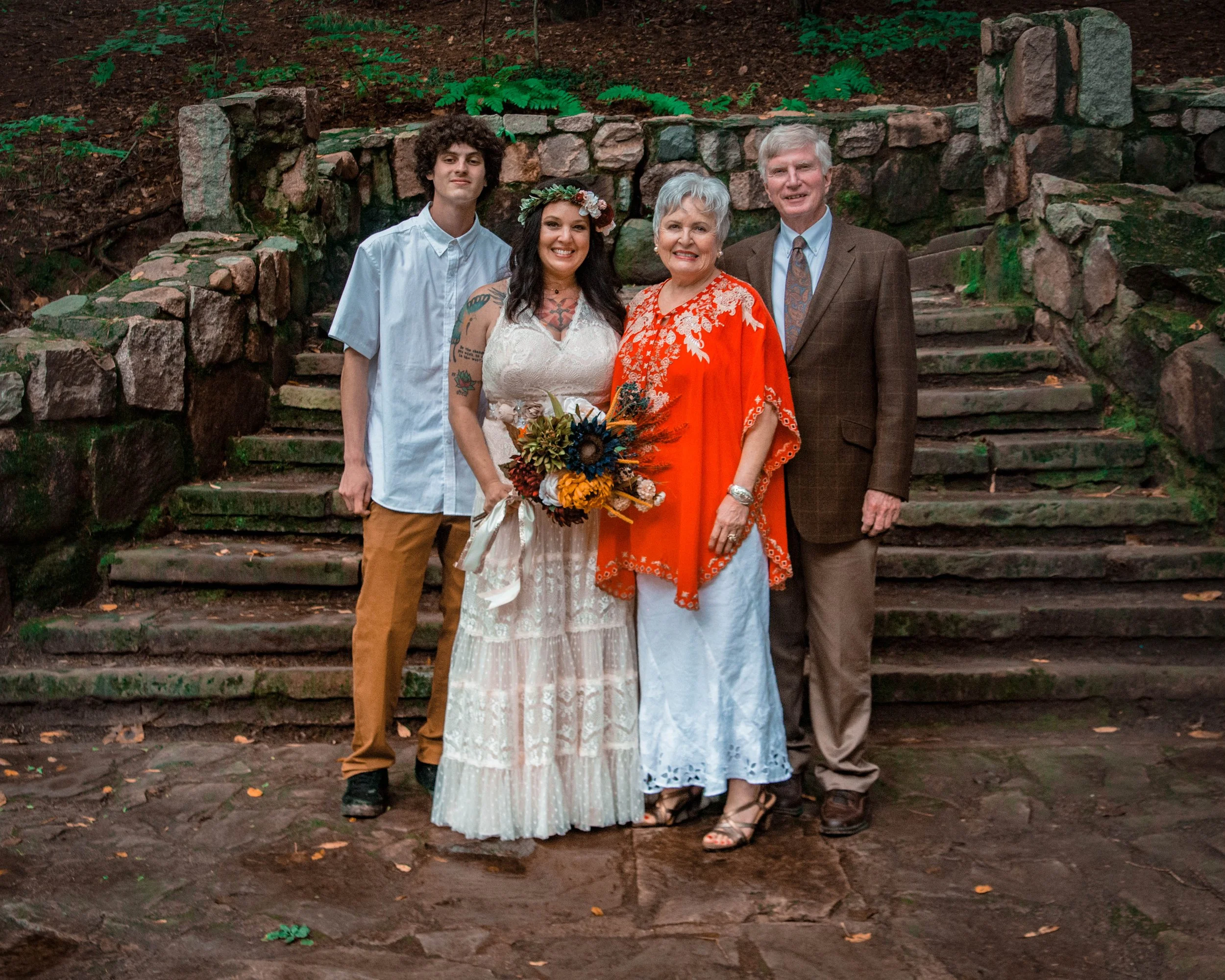 MomsWedding-8796.jpg