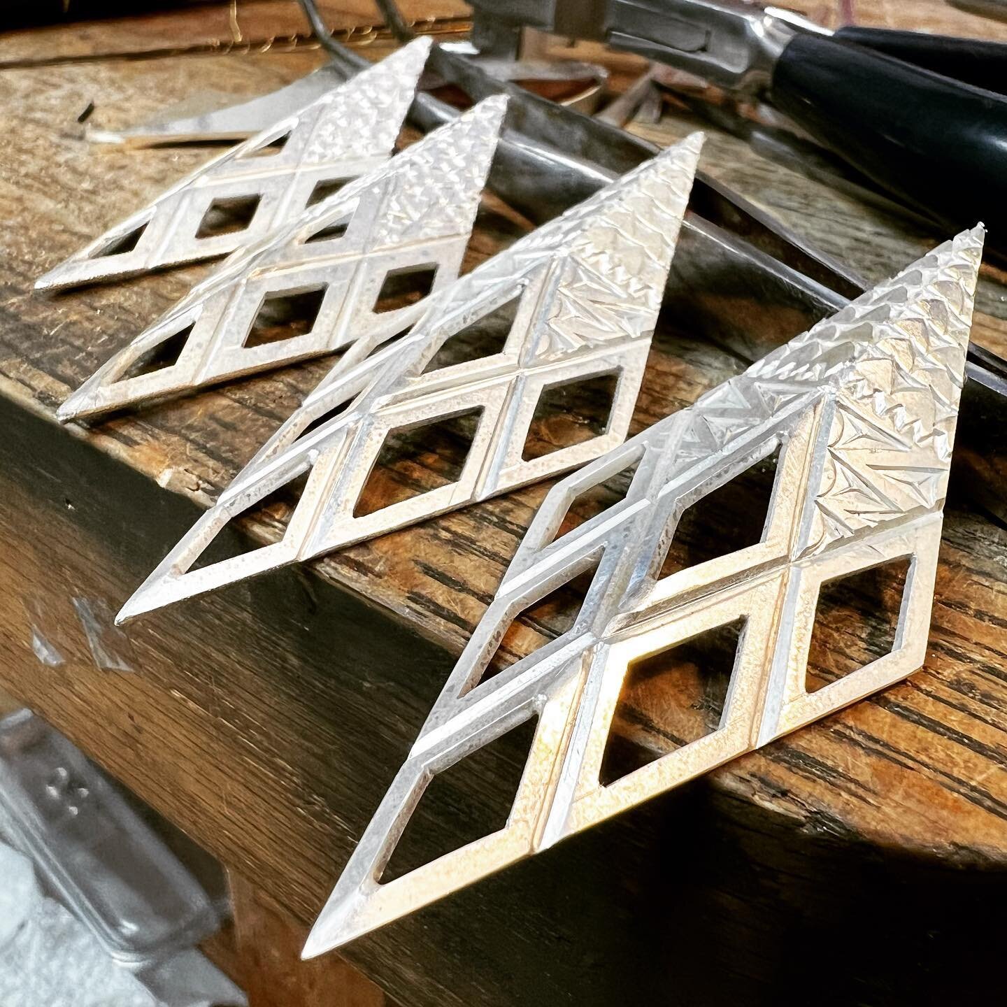 Progressing in the studio, these Prism earrings will be heading to the 2023 @heardmuseum Market!!! 🔥⚒️🔥 #earrings #jewelry #fashion #spring #art