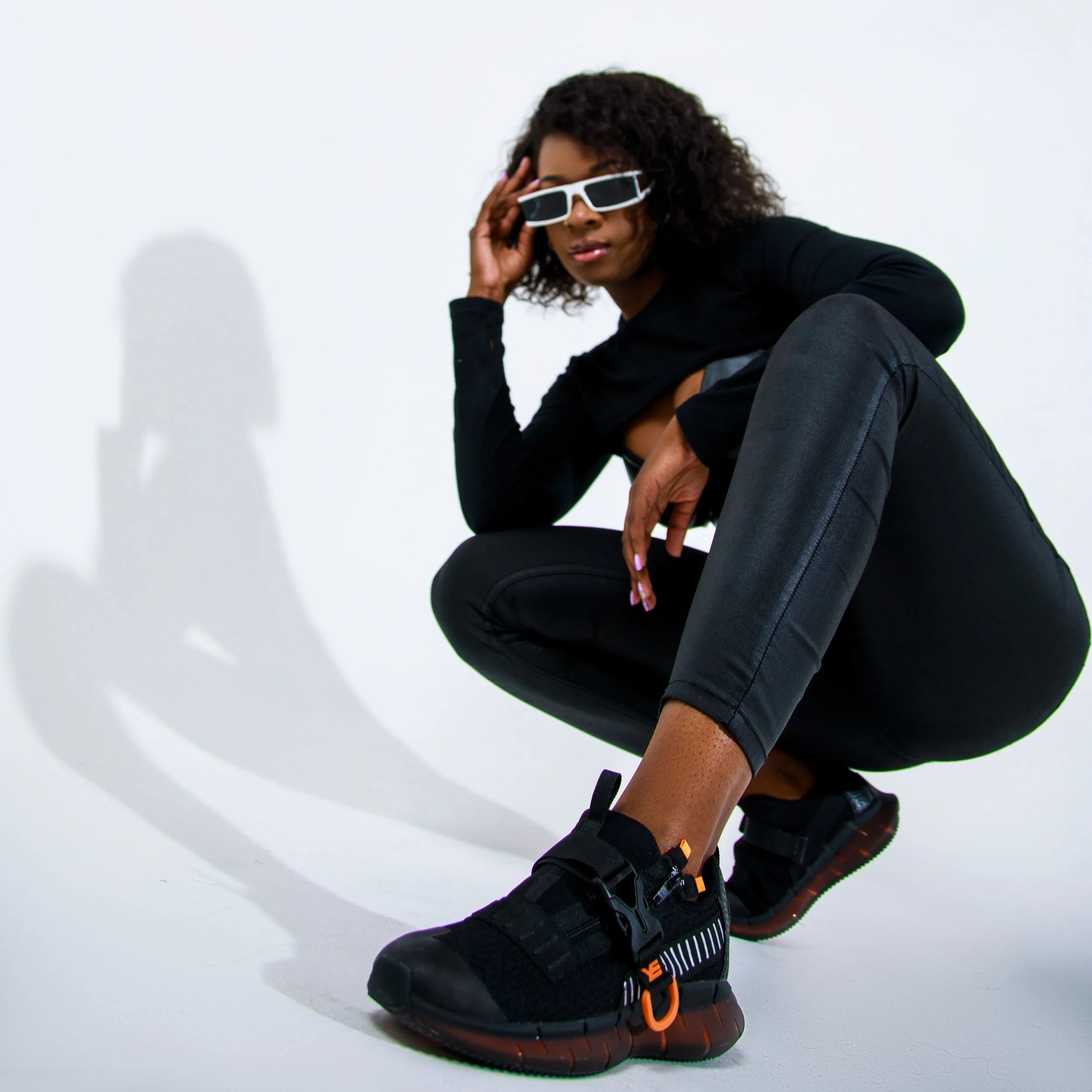 Yenza Sneakers: Strategic Brand & Retail Rollout