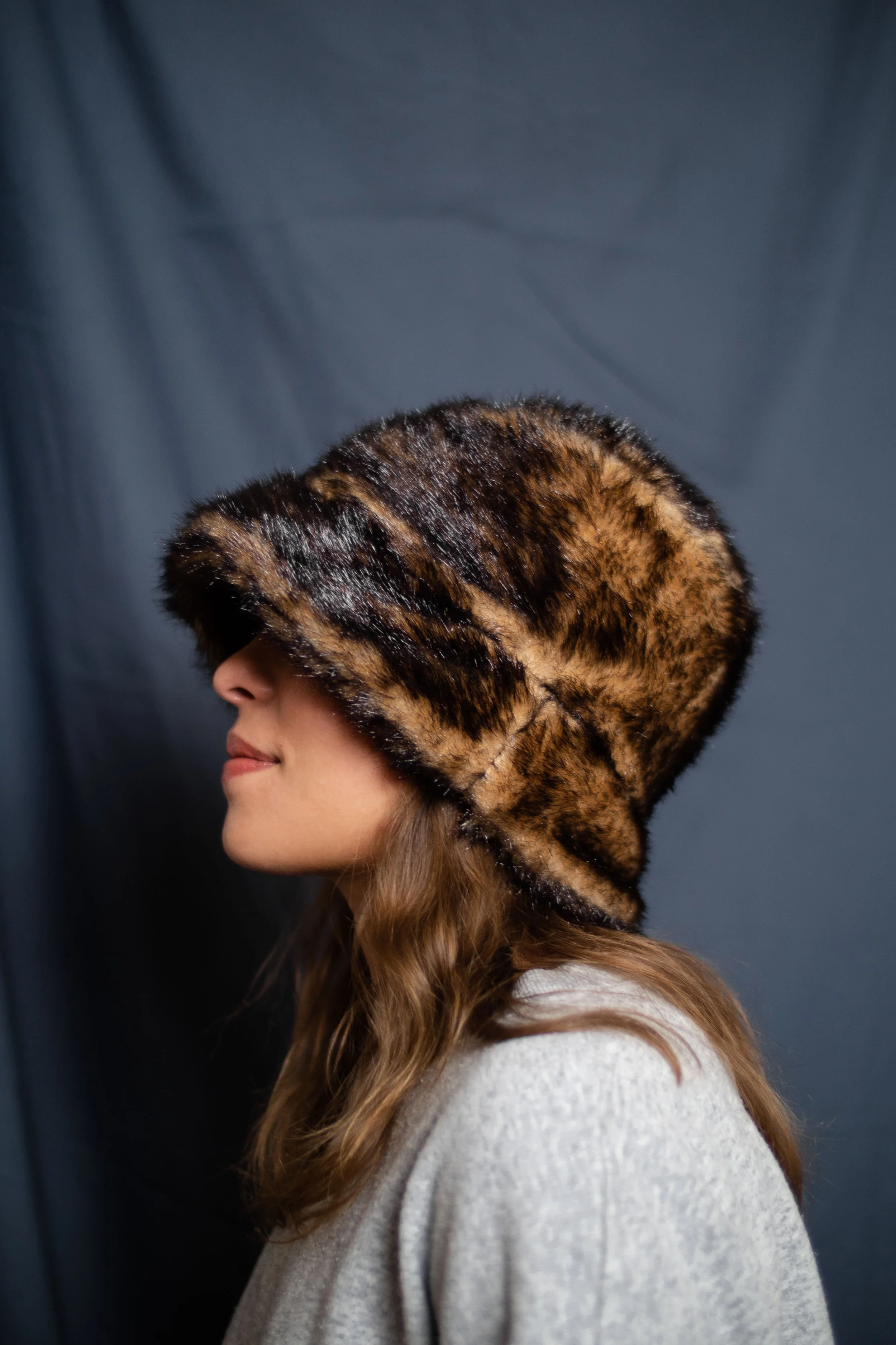 Chapeau fausse fourrure 2-7.jpg
