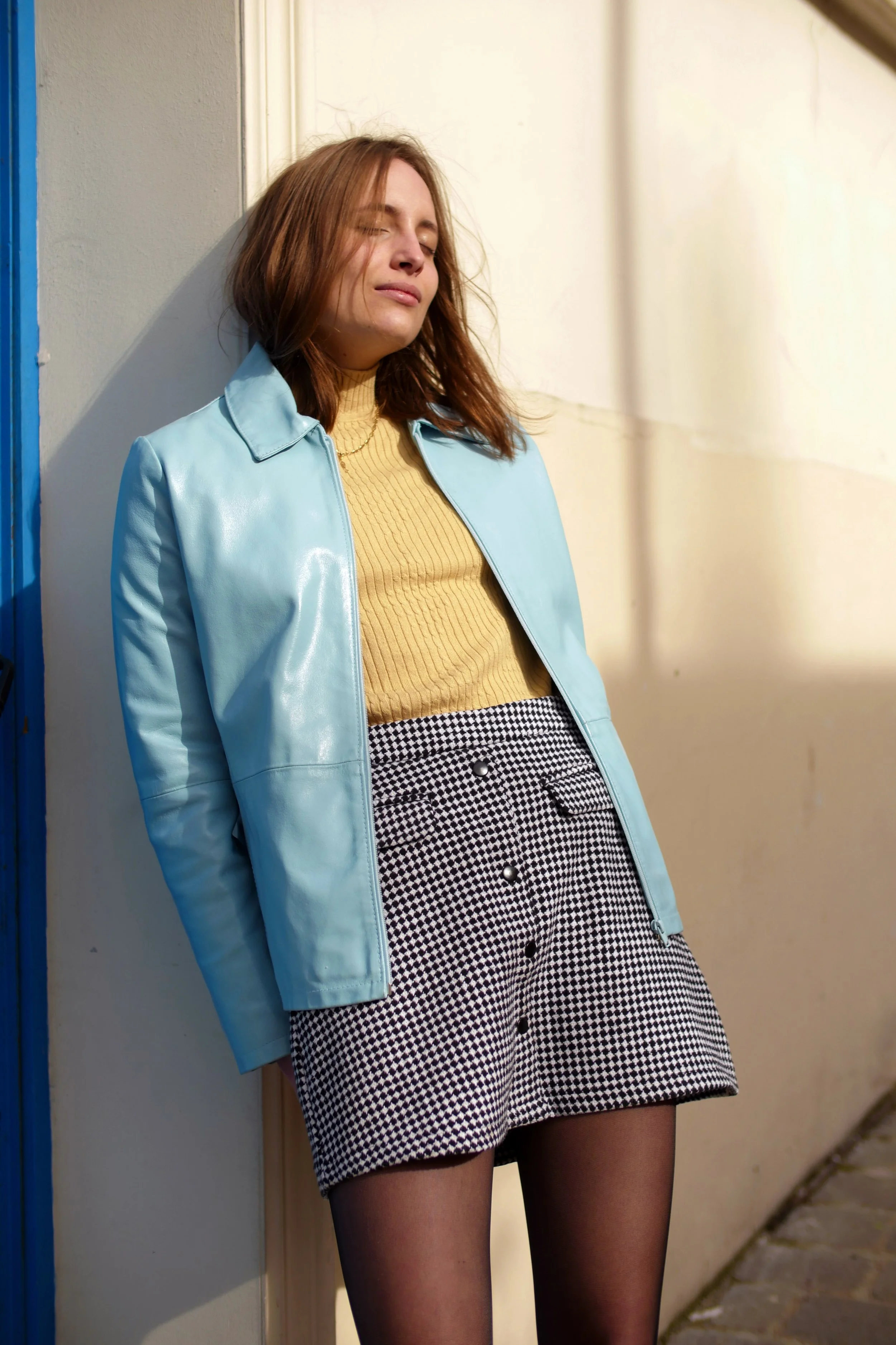 Veste en cuir bleu clair.jpg