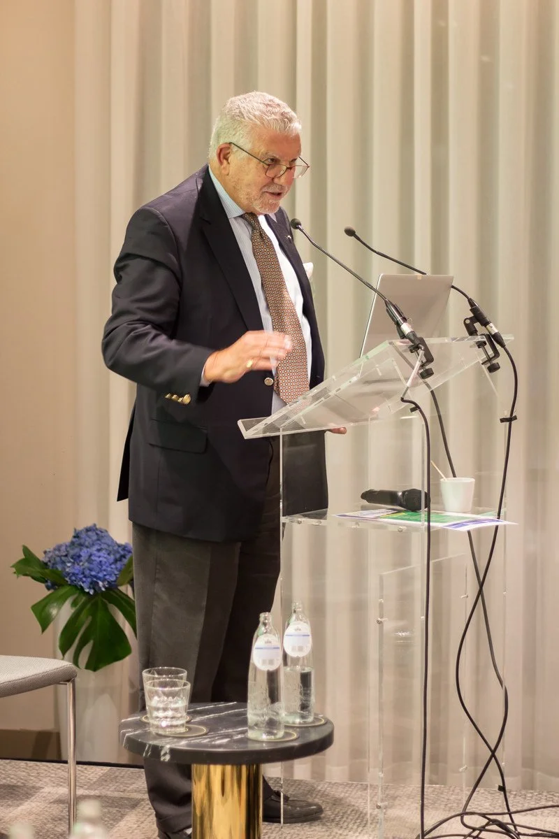 106.jpg