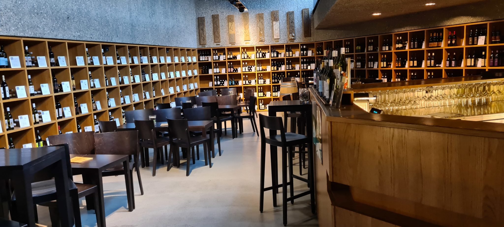 Boutique à Vins Le Vinorama Rivaz
