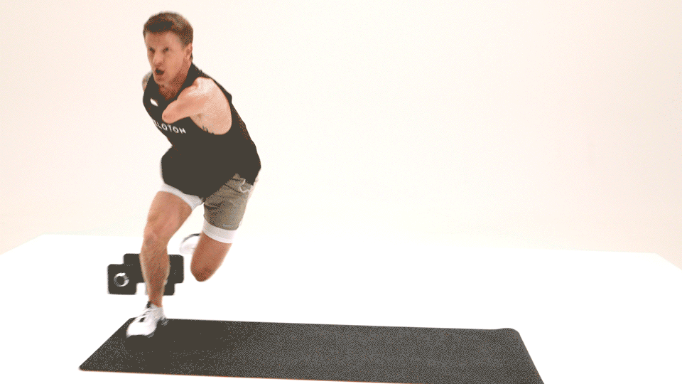 110031_INST_StrengthLoganLaunch_GIFS_1_smll.gif