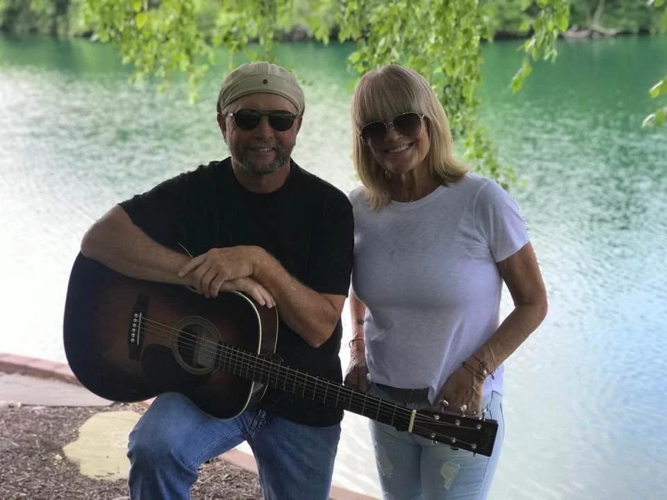 Saturday Afternoon Music w/ Robb Patton &amp; Lori Simon
