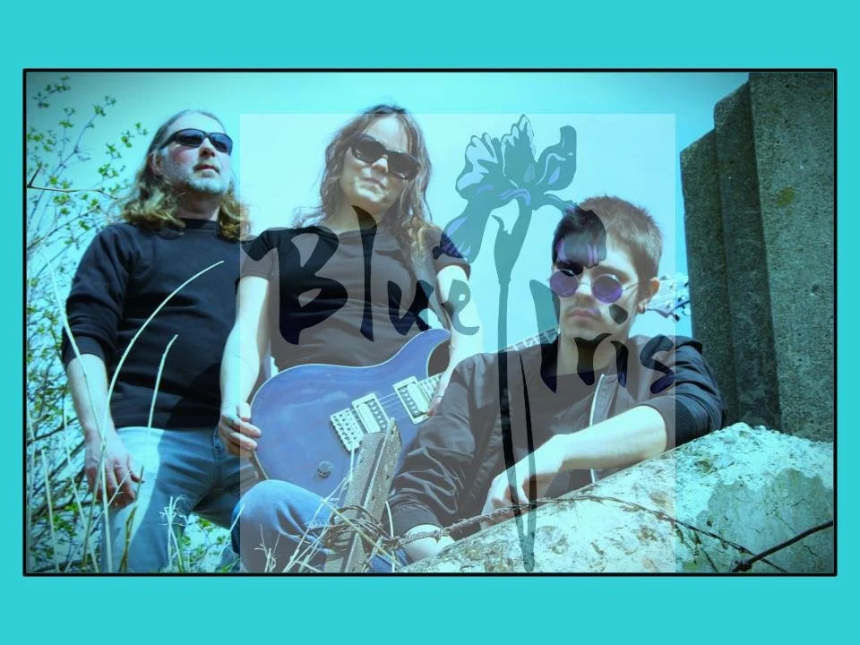 Sunday Wine Down w/ Blue Iris