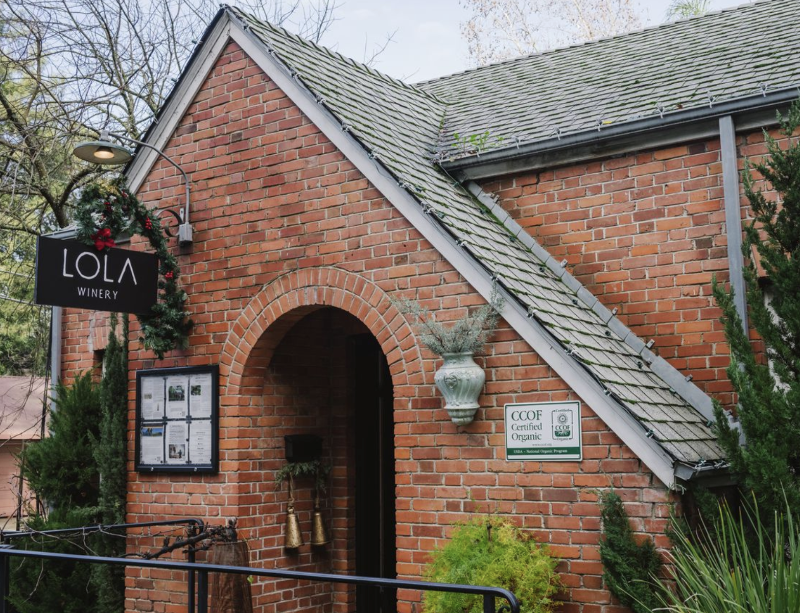 LOLA Tasting room CCOF