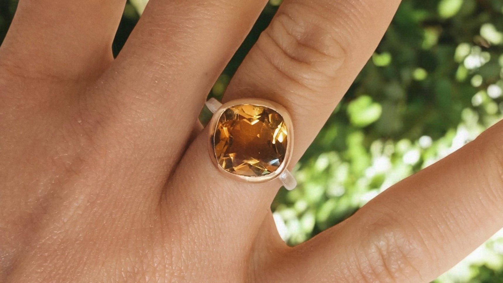 Discovering Citrine: The Merchant’s Stone