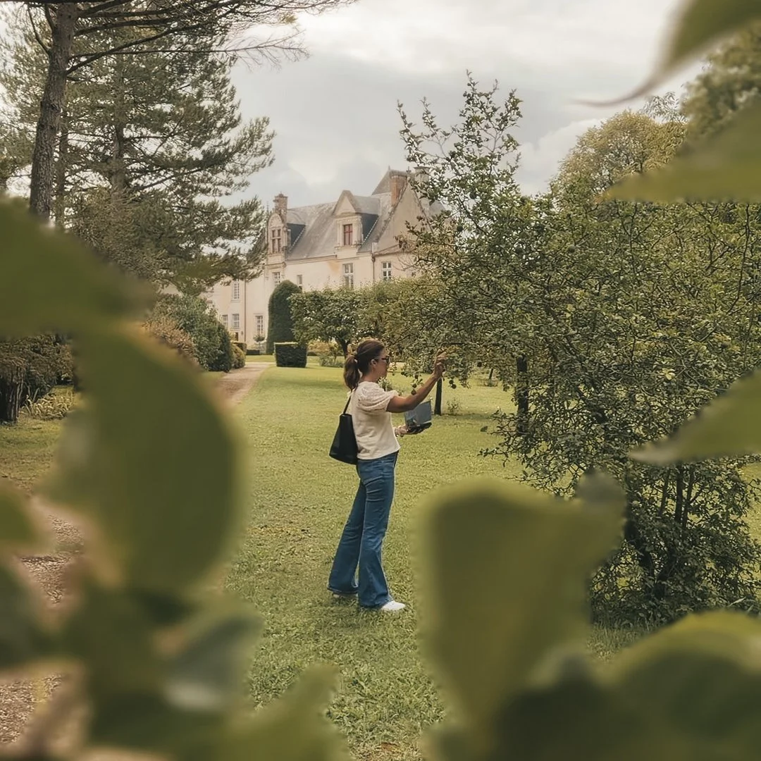 Exploring the gardens &amp; lakes at Château de Beaulon
