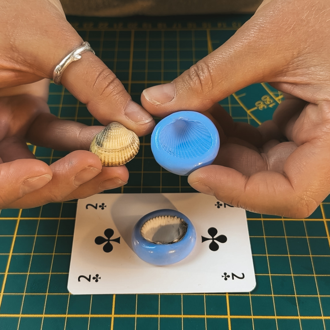 Make silicone moulds using a real bivalve shell