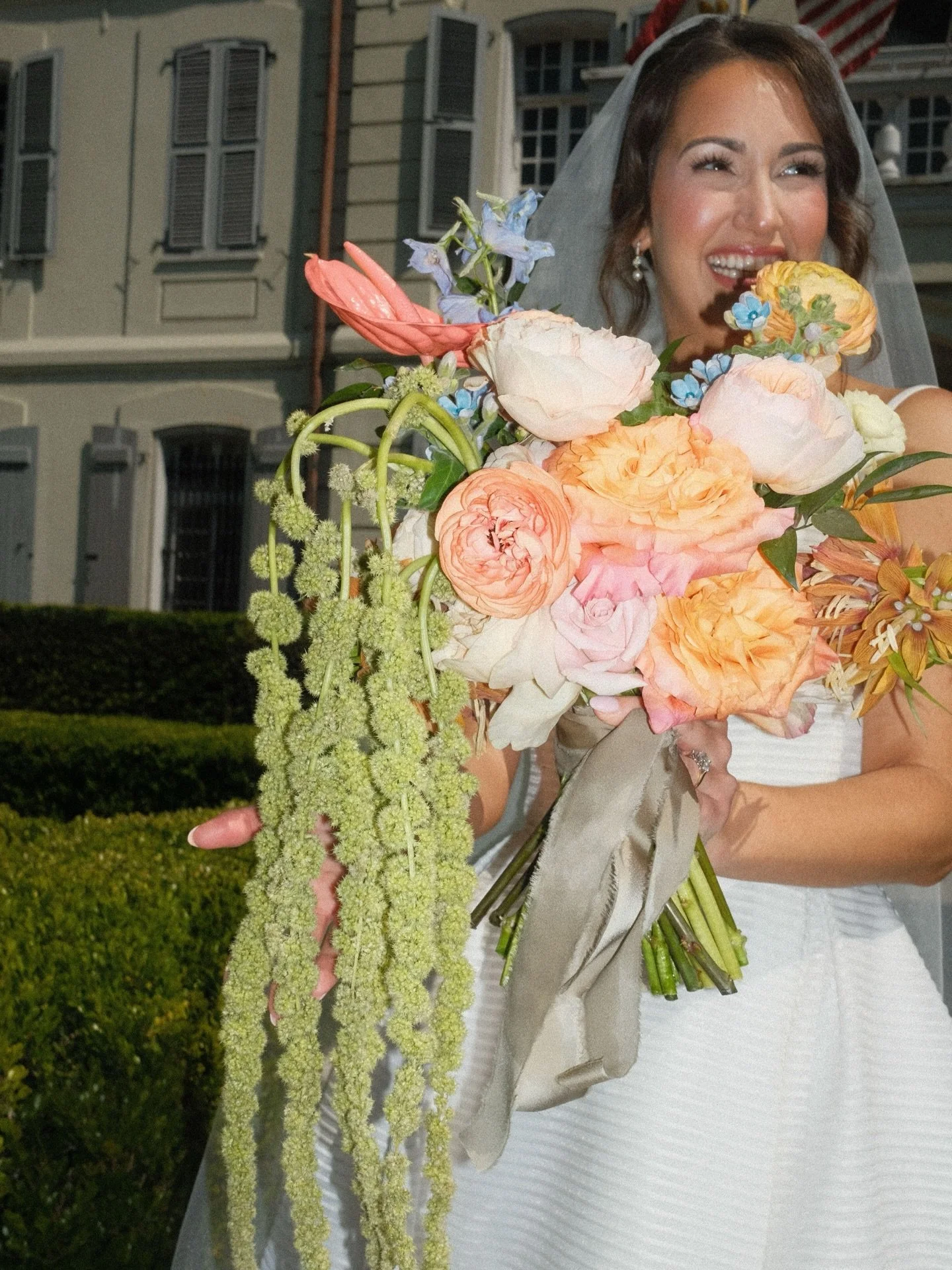 Rosalie &amp; Alex&rsquo;s Old Ursuline Convent wedding is really making me want to bust out the Fujifilm again. 

Combo of Fujifilm &amp; Nikon shot for @alyssafisherphoto .

.
Fujifilm New Orleans wedding photographer .
Daytime flash photography . 