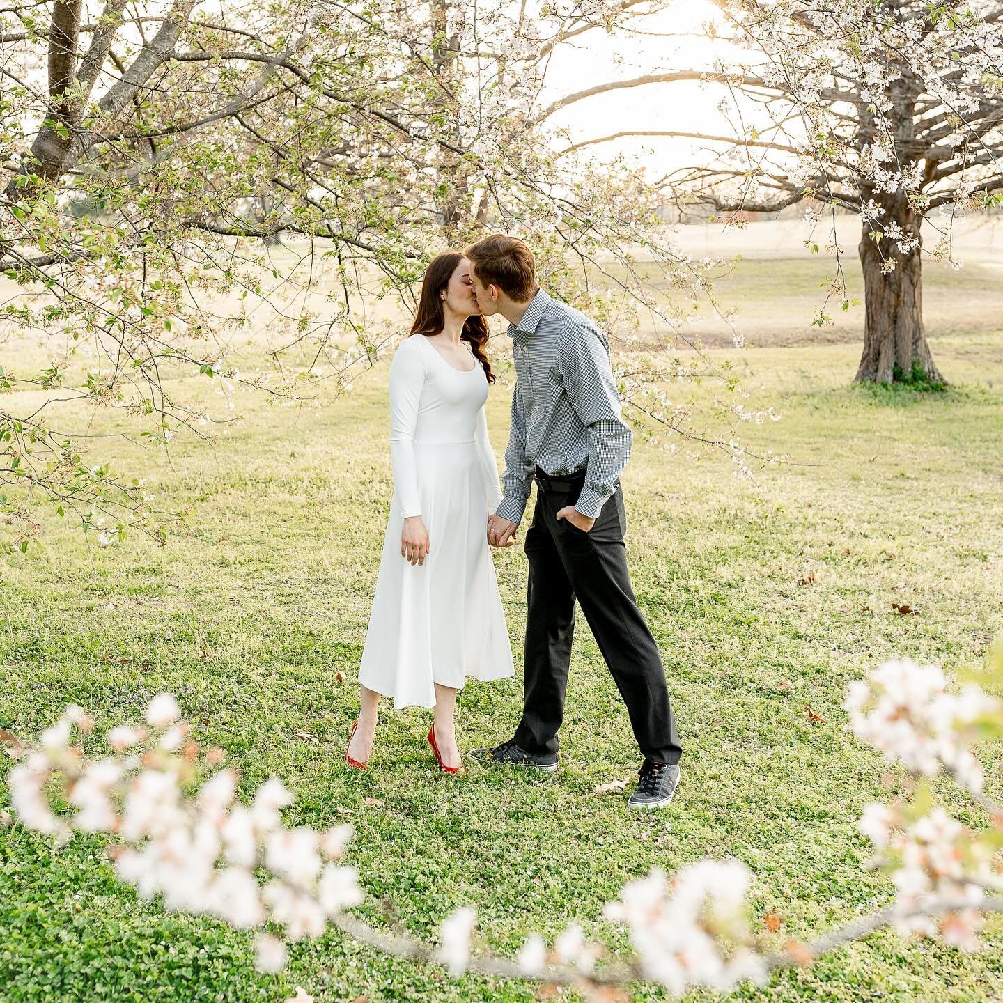 4:30am wake up call for Selah &amp; Tyler&rsquo;s morning ceremony in Arkansas today! 

These early spring moments from their engagement session were filled with so much tenderness. 

&bull;

#ehweddings