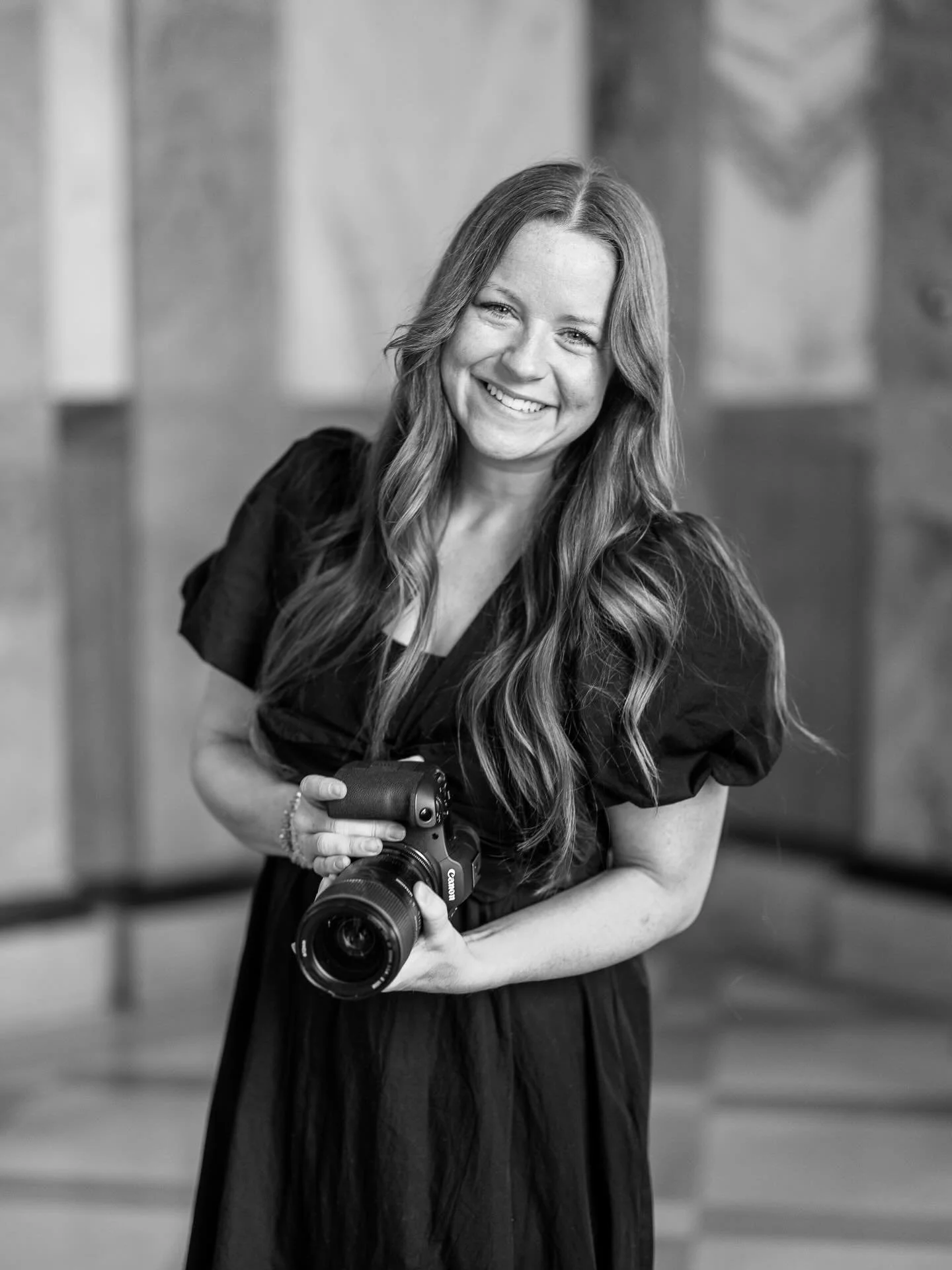 Trying new things. Seeking balance. Learning lots. Often both/and. Time at the table. Burning both ends of the candle. Always gratitude.

Headshot by @sarabethy