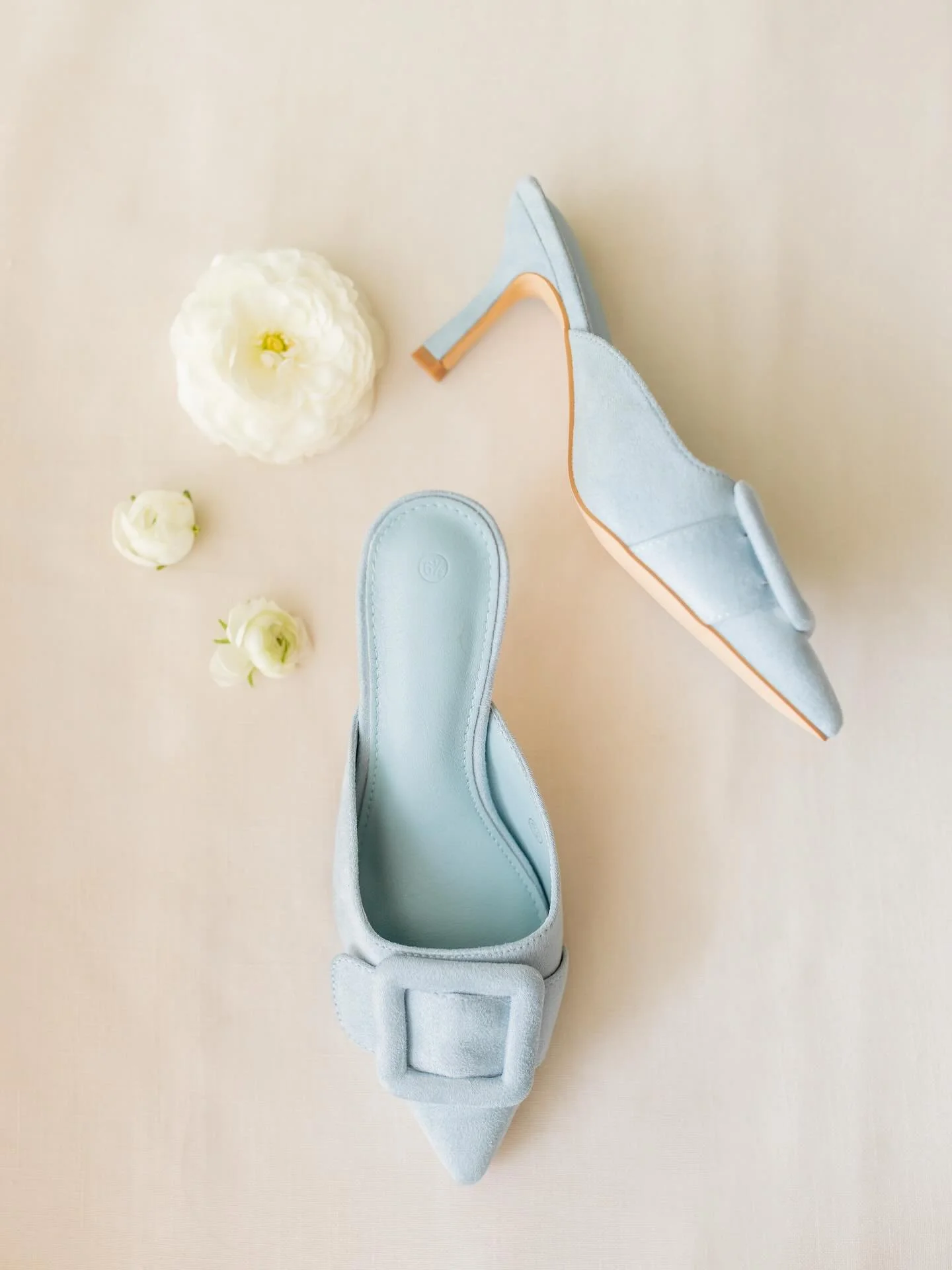 There&rsquo;s always room for a little blue! 

2026 brides: what have you chosen to be your &ldquo;something blue&rdquo;?! I love hearing all of the ways it can be incorporated!