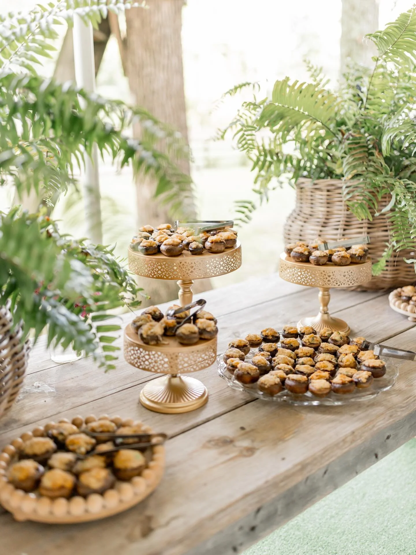 I&rsquo;m a big believer that food should look pretty as well as taste good! Presentation is everything! This could mean something elaborate or something simple like pictured here. Talk to your caterer about how you&rsquo;re envisioning the presentat