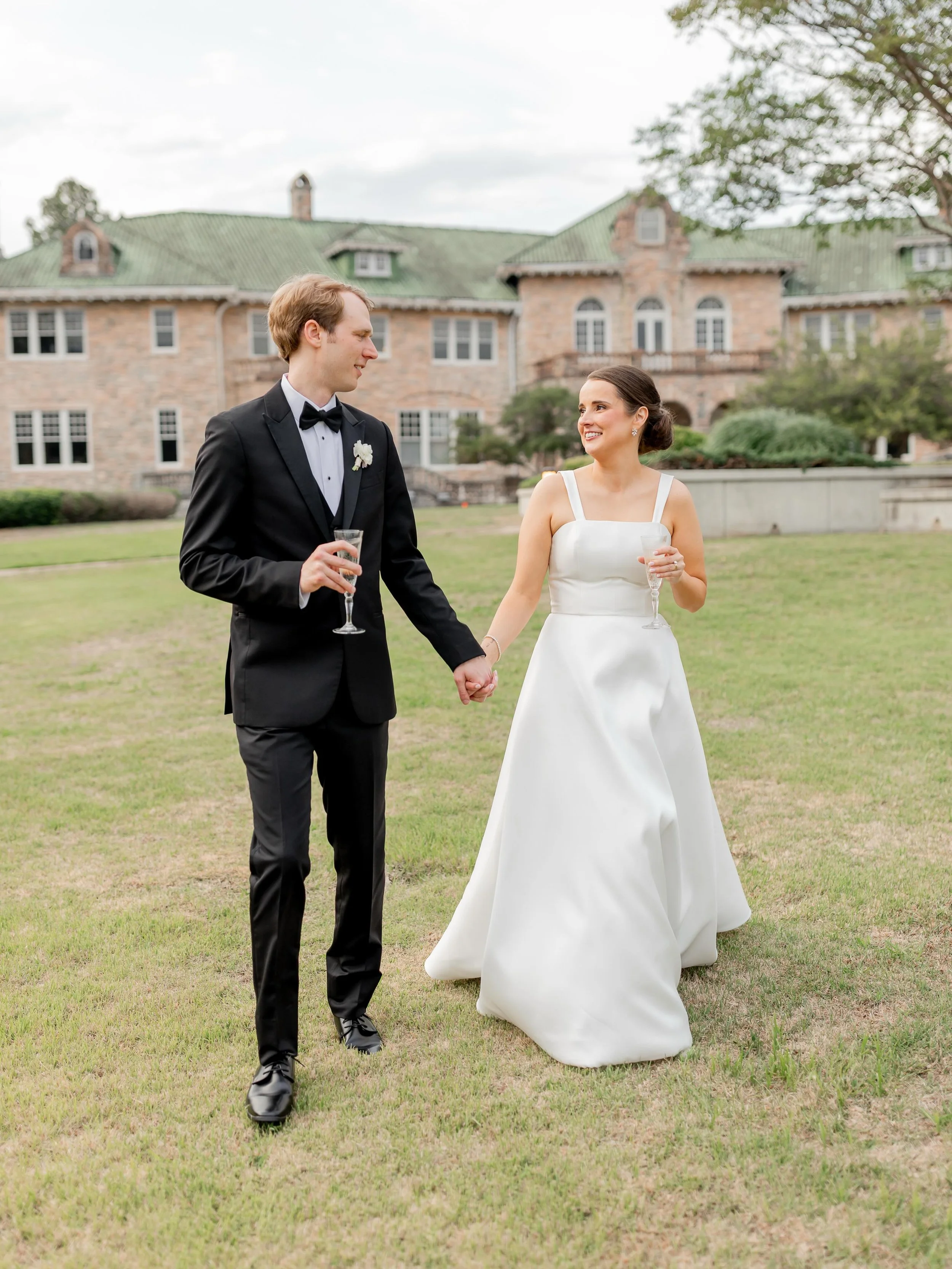 Introducing Mr &amp; Mrs Noelke!

A little time travel backwards through their day through portraits! What a joy to witness their union and celebrate them the whole day!! More to come!

Vendors:
Planner | @infinityeventsmemphis
Videographer | @samsik