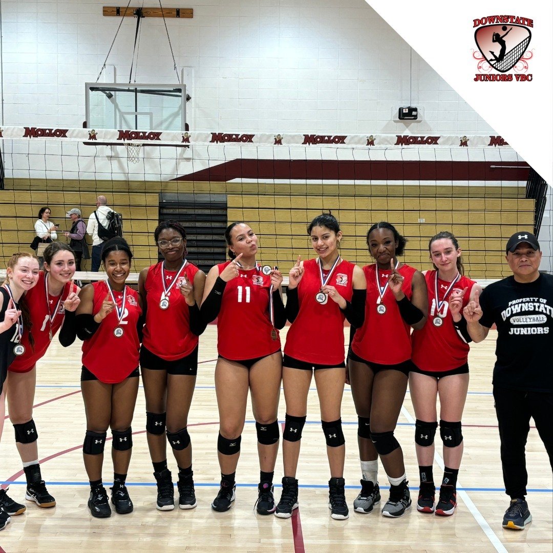 Congratulations to 17 Red for taking 1st place in GEVA 17s Club Regionals!⁠
⁠
The team went undefeated in all matches and sets throughout the tournament. We are so proud of your hard work!