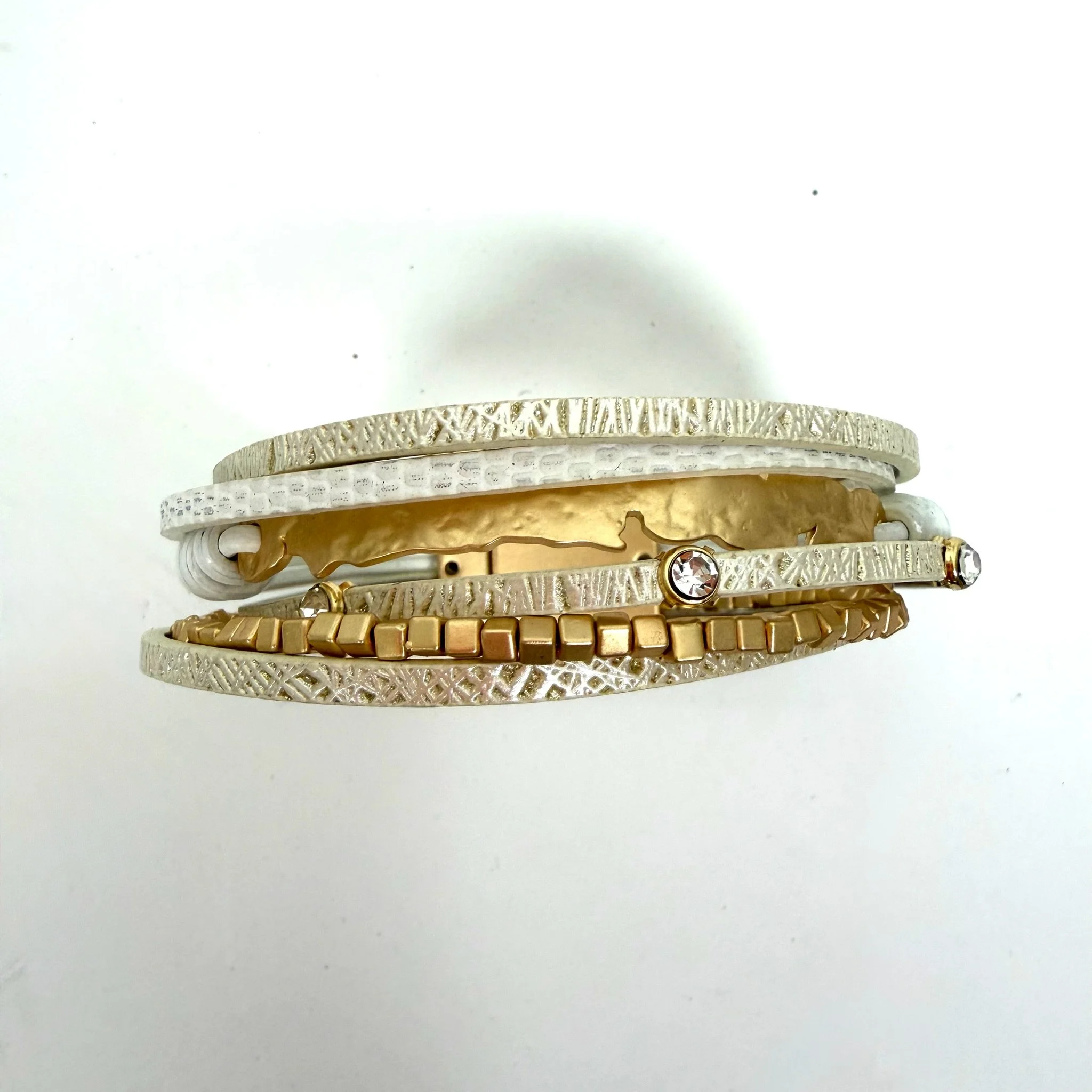 MAGNETIC BEADS/GOLD Bracelet