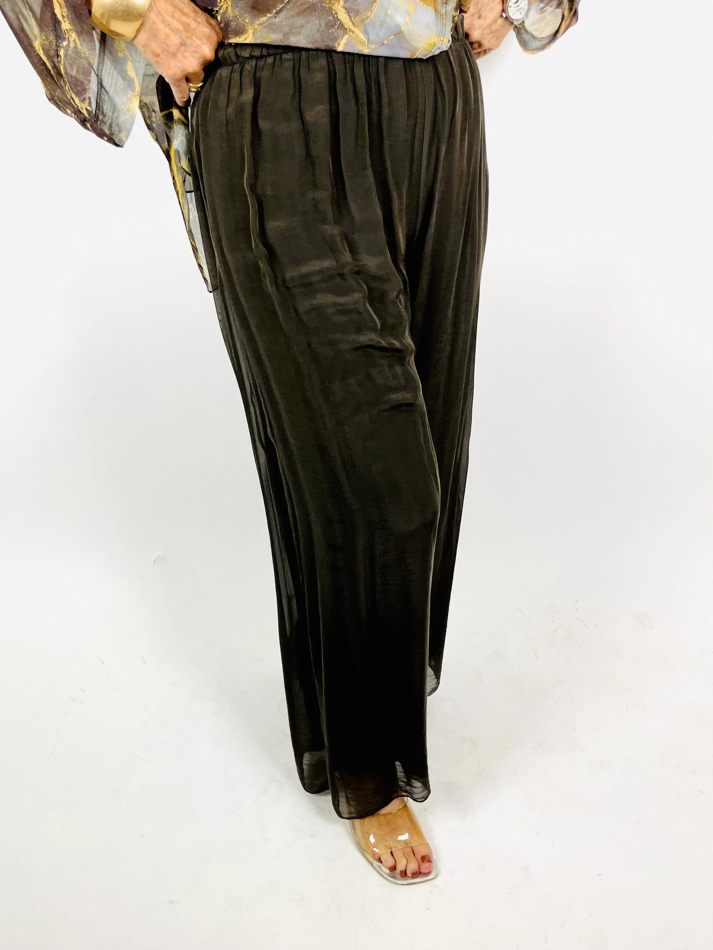 QUEENIE Silk Pants