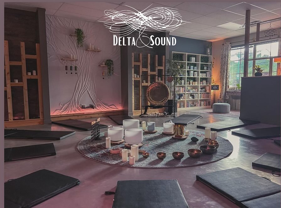 Welcome to Delta &amp; Sound in Summerland BC 
There&rsquo;s a place for you here 🙏🏻 

✨Sound Healing 
✨Yoga
✨Community gatherings
✨Group Bookings
✨Retreats
✨Training 
✨Multi-Sensory Light &amp; Sound Therapy

www.deltaandsound.com