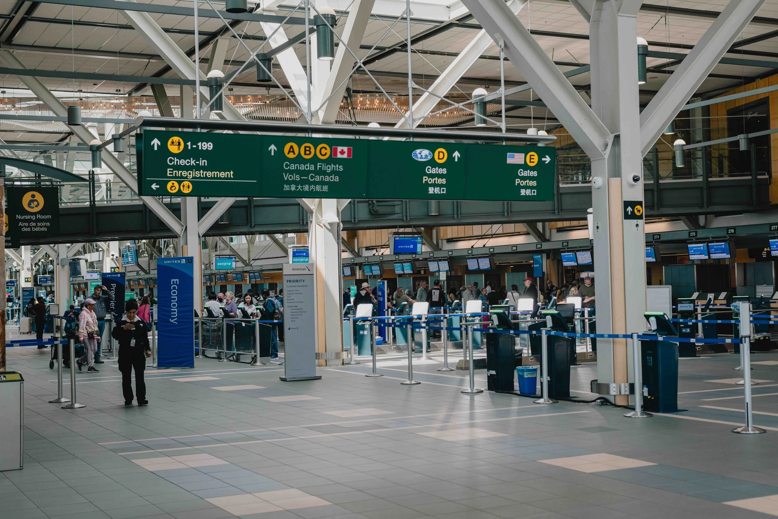 Your First Hours in Canada: What Really Happens at the Border (And What You Must Not Skip)