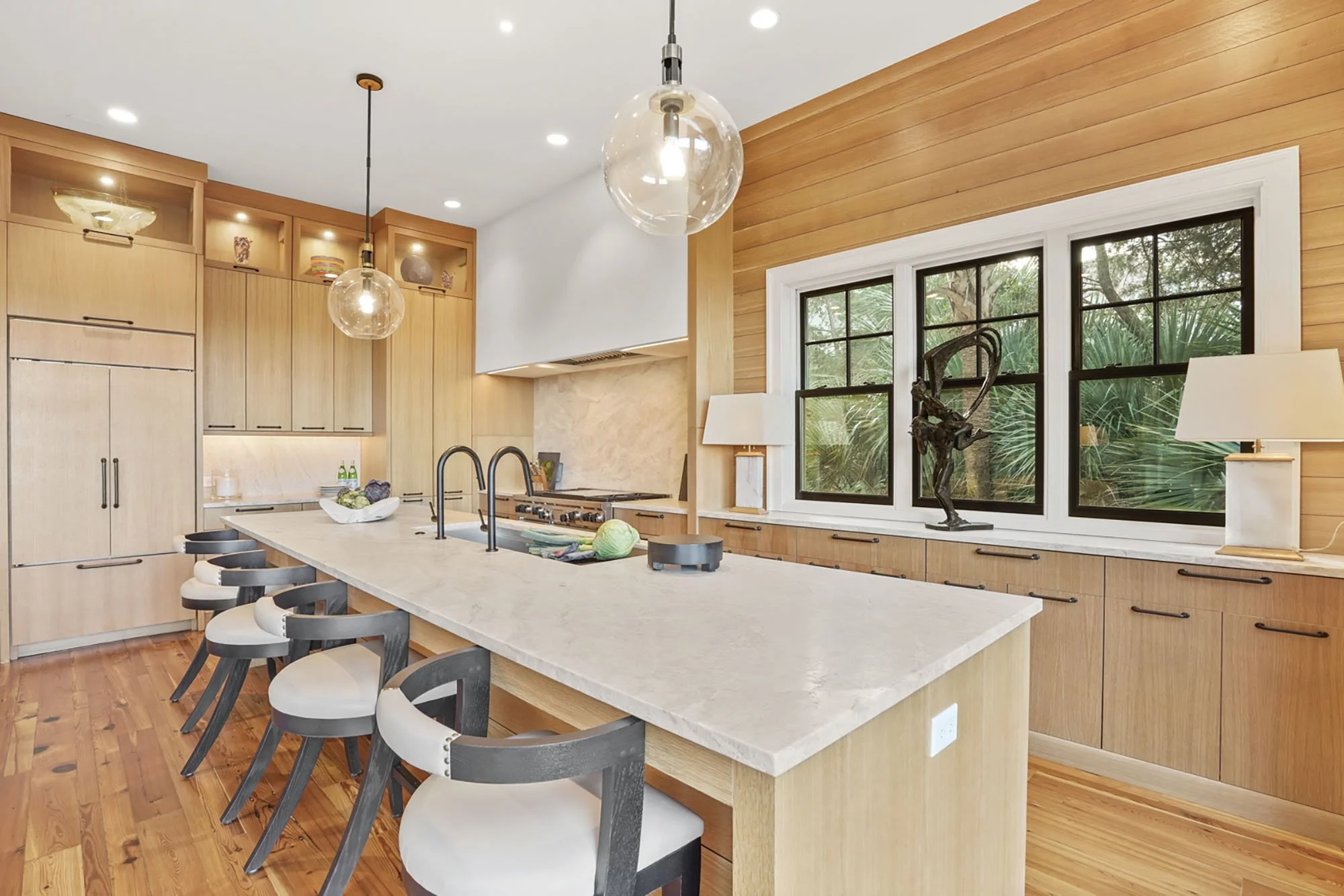 charelston-marsh-residence-kitchen.JPG