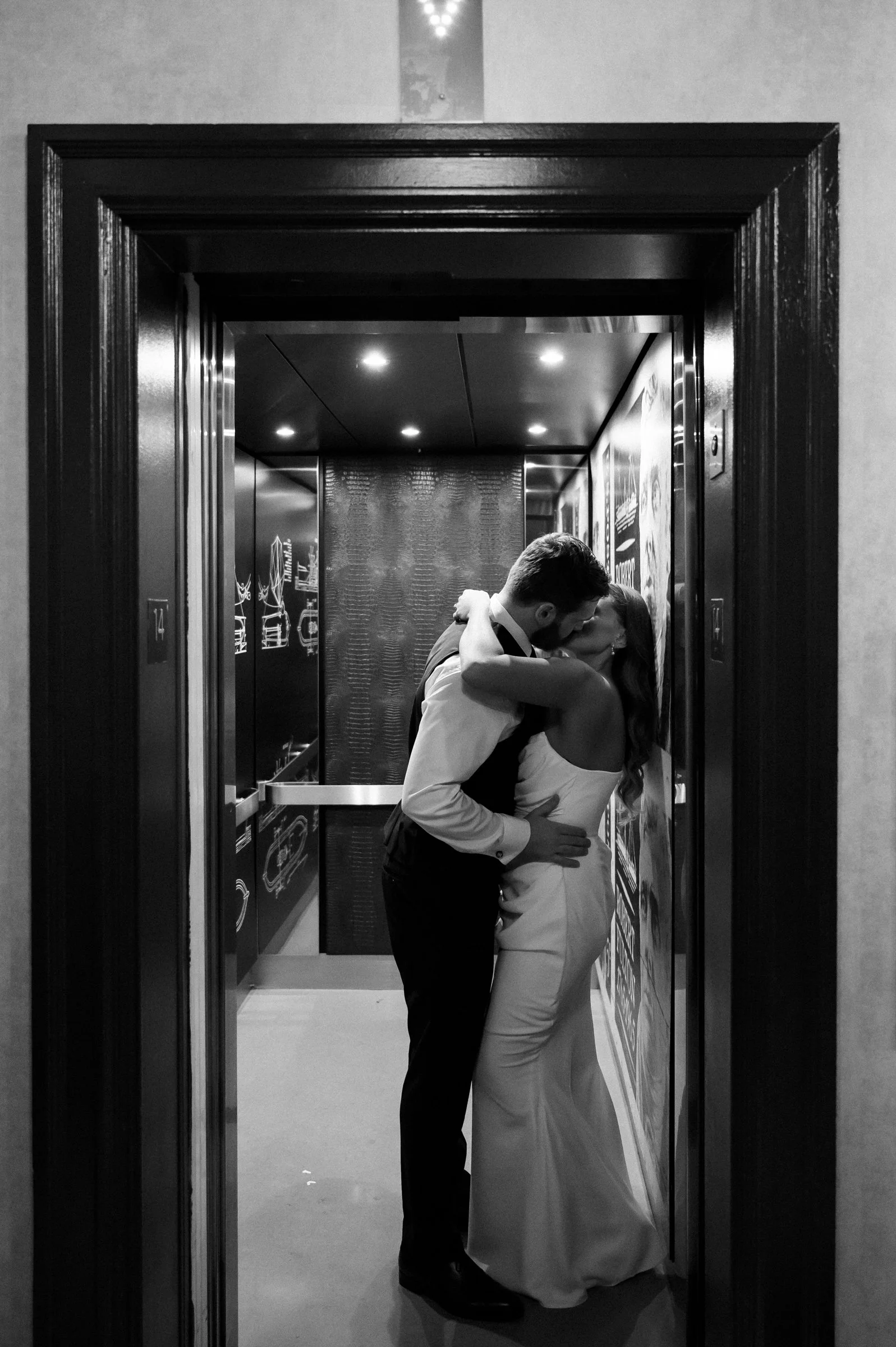 Pittsburghsbestweddingphotographers032.jpg