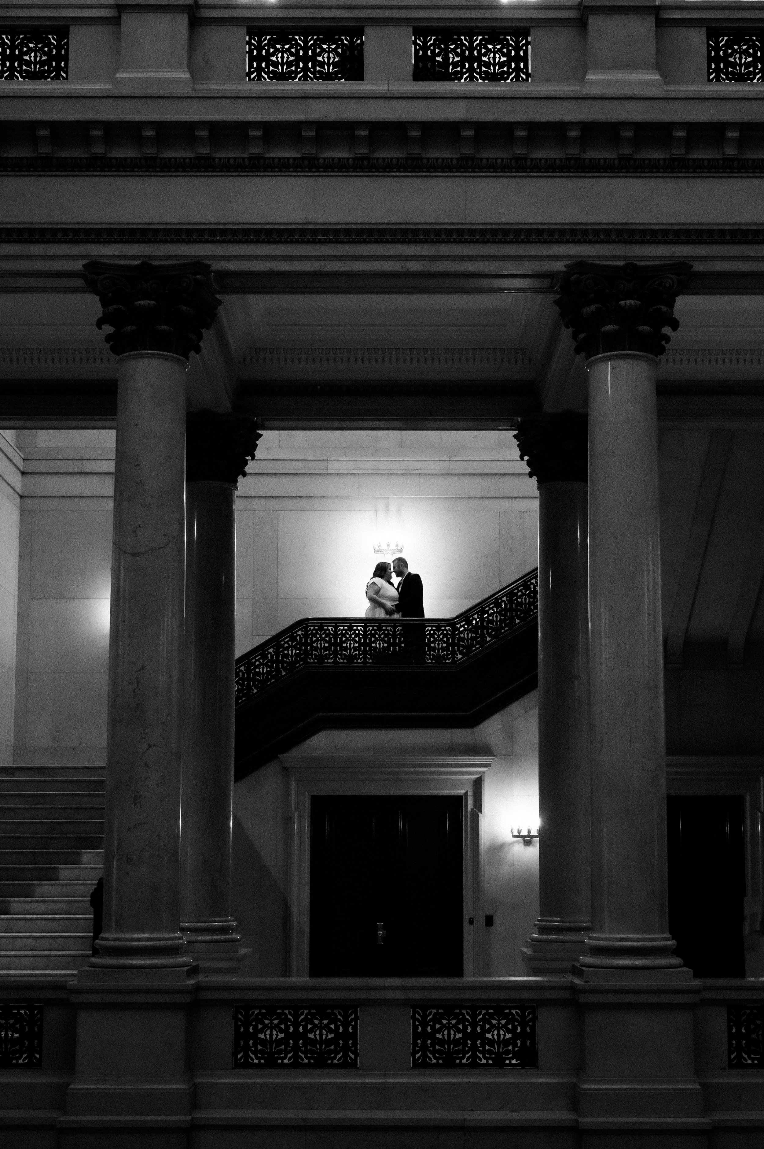 pittsburgh carnegie museum of art engagement session art.jpg