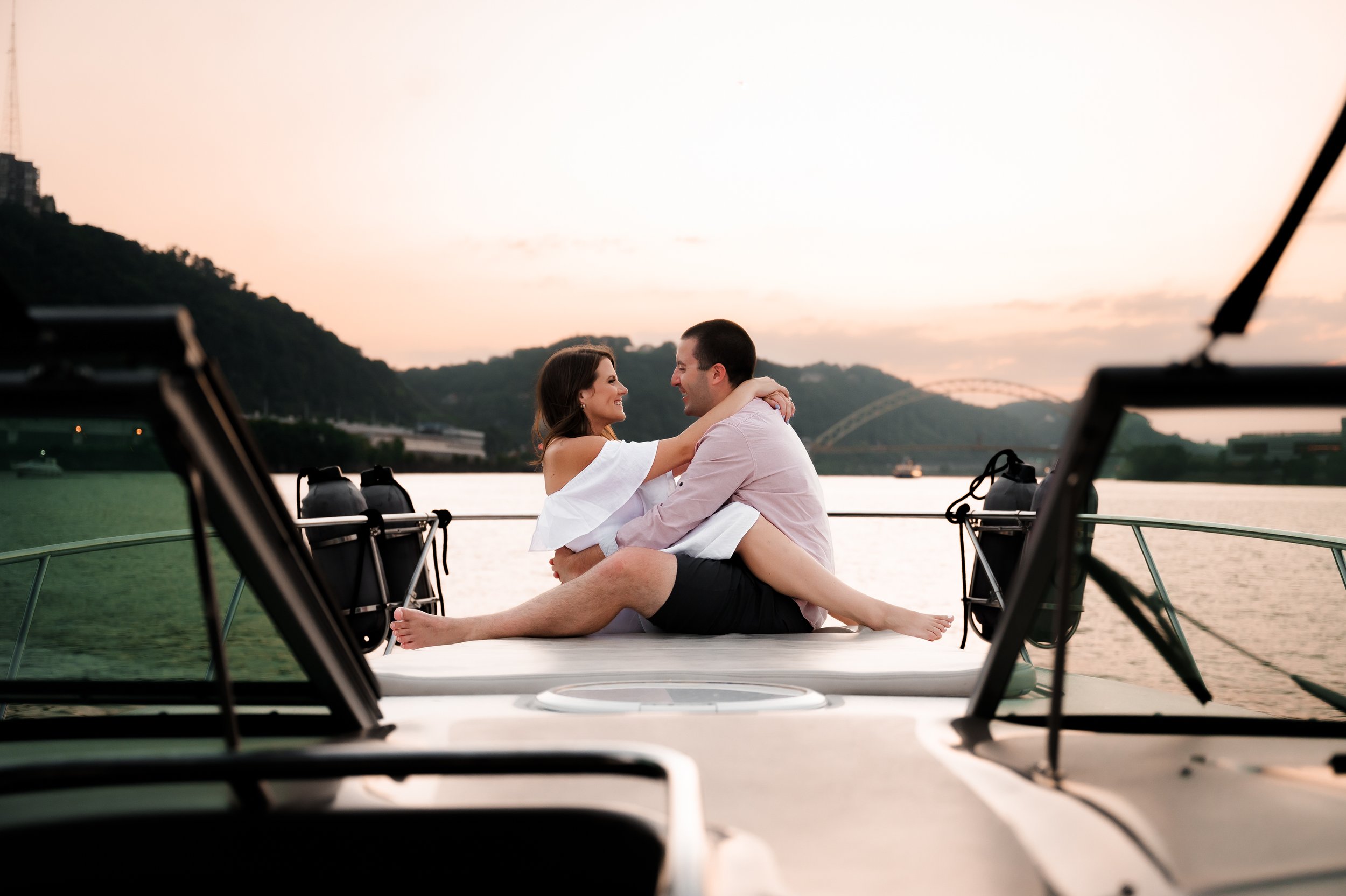 pittsburgh romantic boat down the river t engagement session art-8.jpg