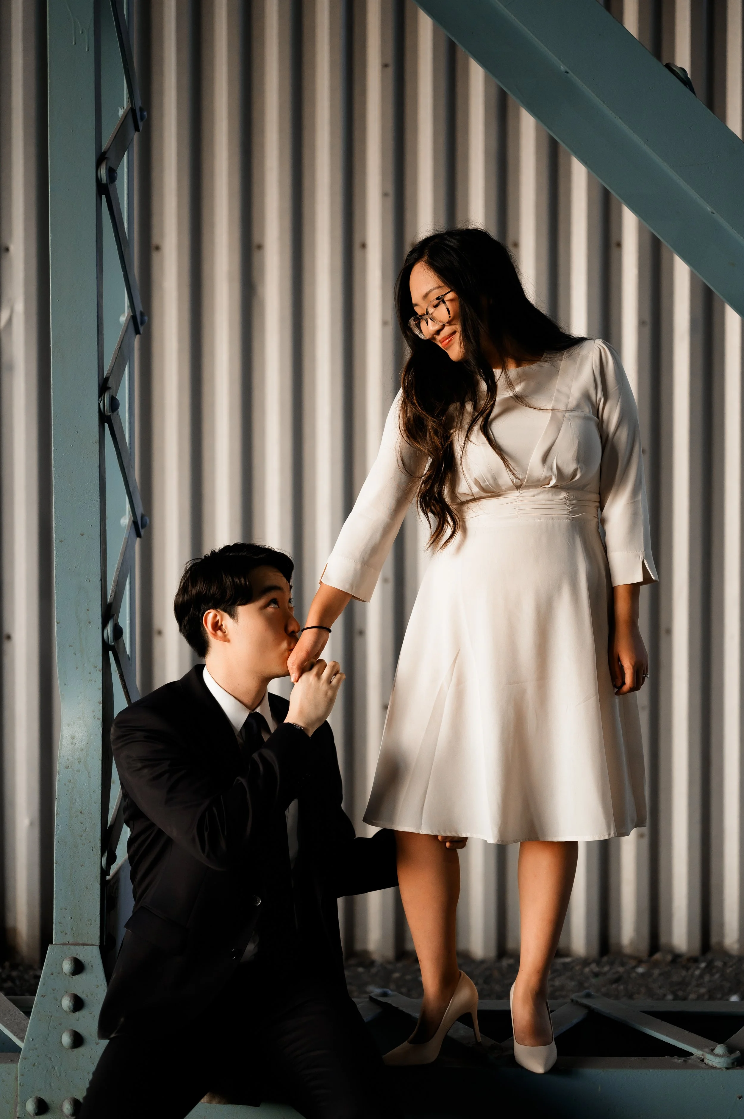 pittsburgh strip district engagement photo shoot-6.jpg