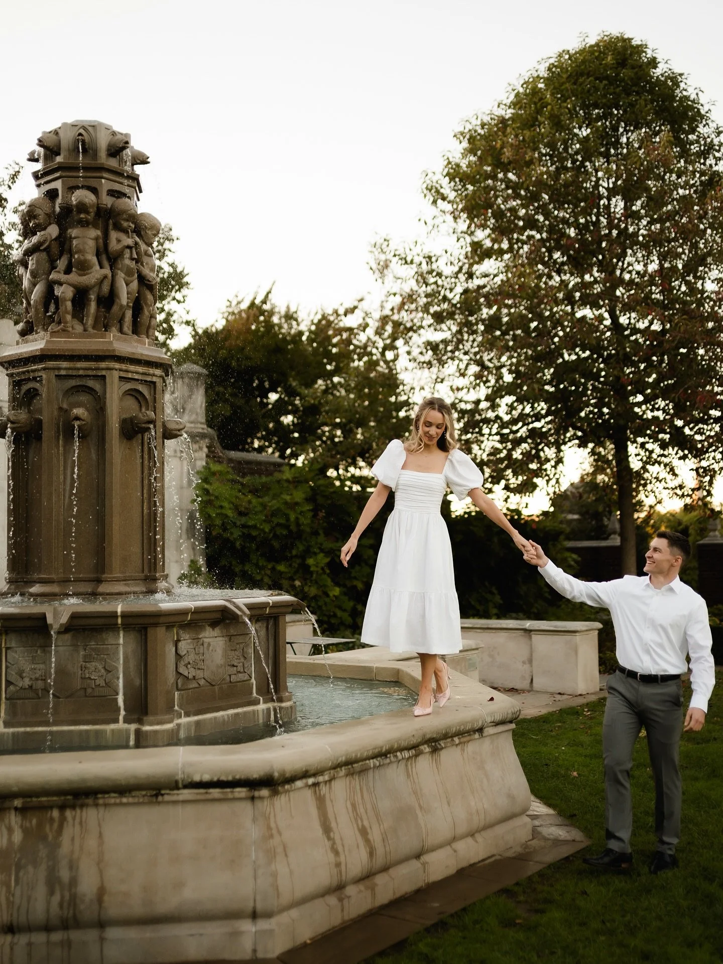 The engagement session | Emily &amp; Mitchel 

#pittsburghweddingphotographer #engagmentphotos #pittsburghengagementphotographer #pittsburghcouples #burghlove