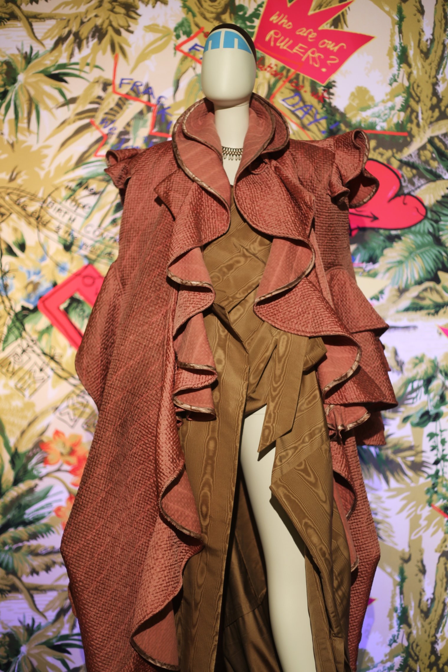 vivienne-westwood-talks-at-bread-and-butter-2017-get-a-life-exhibition-new-trends-fashionshows-4.jpeg