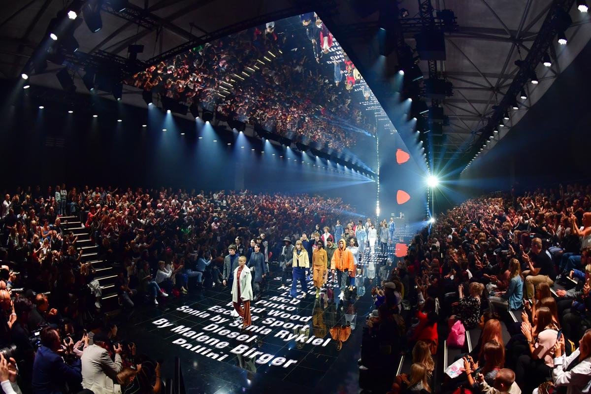 Copy of B&&B_ZalandoFashionShow_(c)StefanKnauer_GettyImages forZalando_04.jpeg