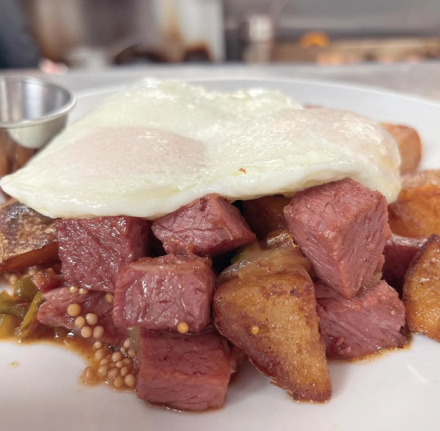 Lucky you, we&rsquo;ve got some festive food to tantalize your taste buds. Corned Beef Hash, a magically delicious latte and if you&rsquo;re feeling frisky, a Nutty Irishman cocktail to wash it all down. Open 8am-2pm on St Patty&rsquo;s day and every