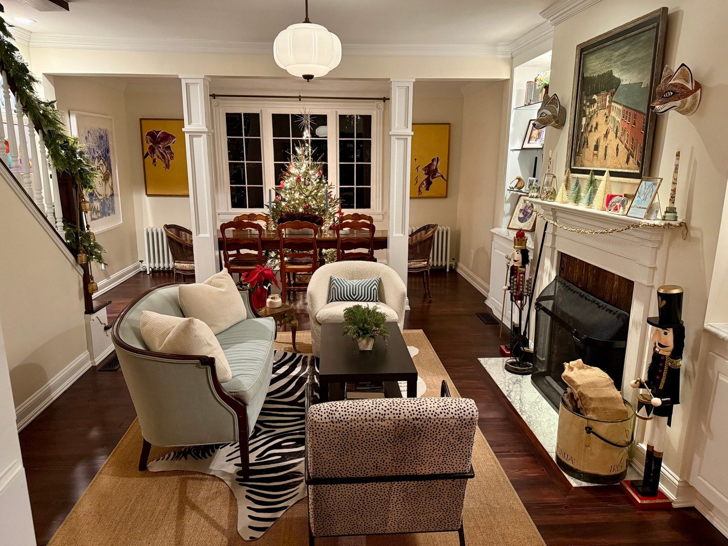 As the holidays approach, the home becomes more than the place we unwind&hellip; it turns into a sanctuary for friends and family. ✨

These main spaces &mdash; the living room where we curl up and share stories, the kitchen where everyone inevitably 