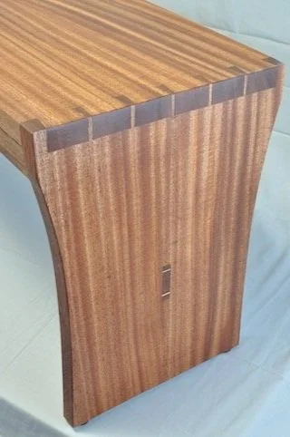 Dovetail Mahogany Bench