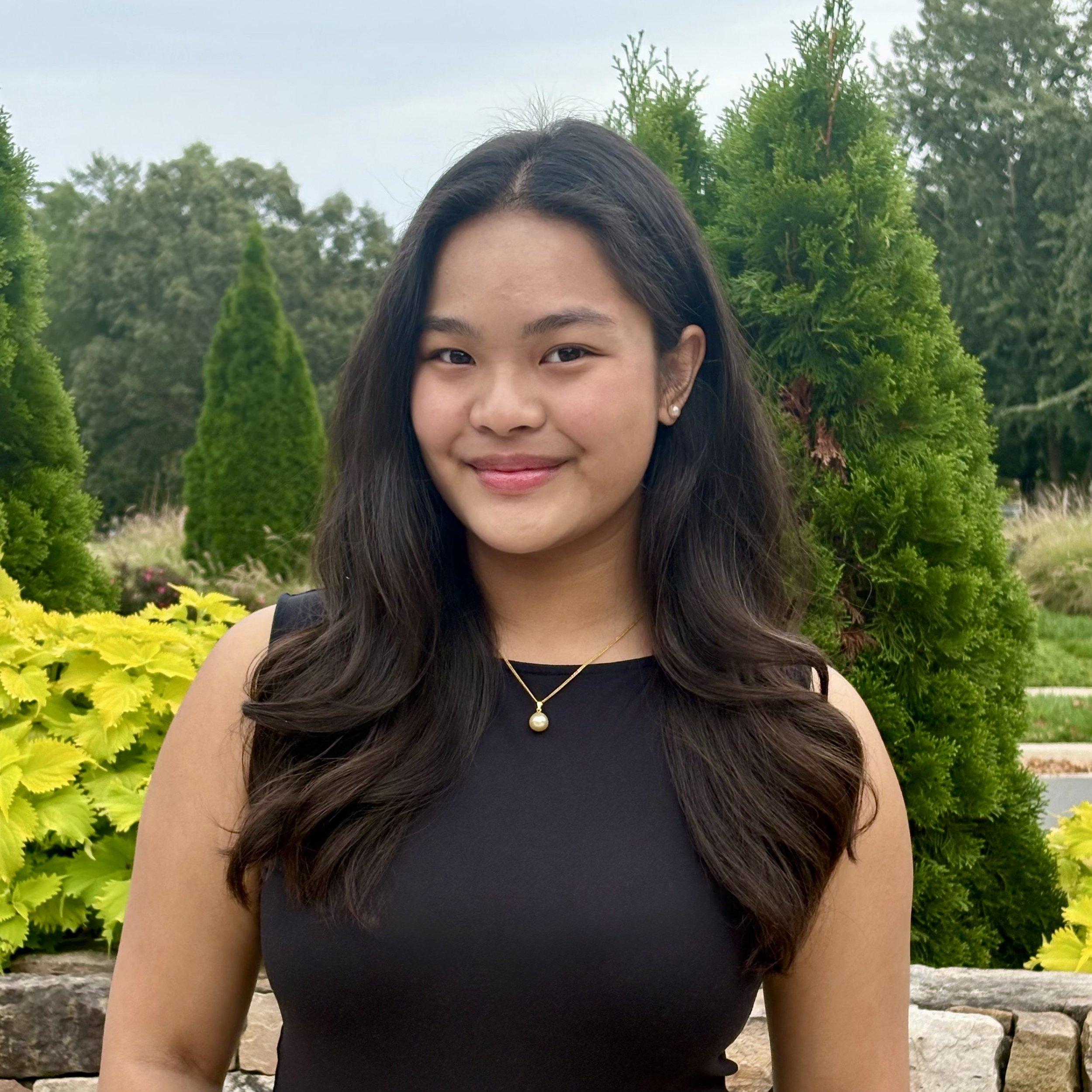 Grace Calapati is a sophomore at Georgetown University’s Berkley School of Nursing. With interests in gastrointestinal health, education, and health equity, Grace is excited to contribute to this team and surrounding communities. Outside of academics
