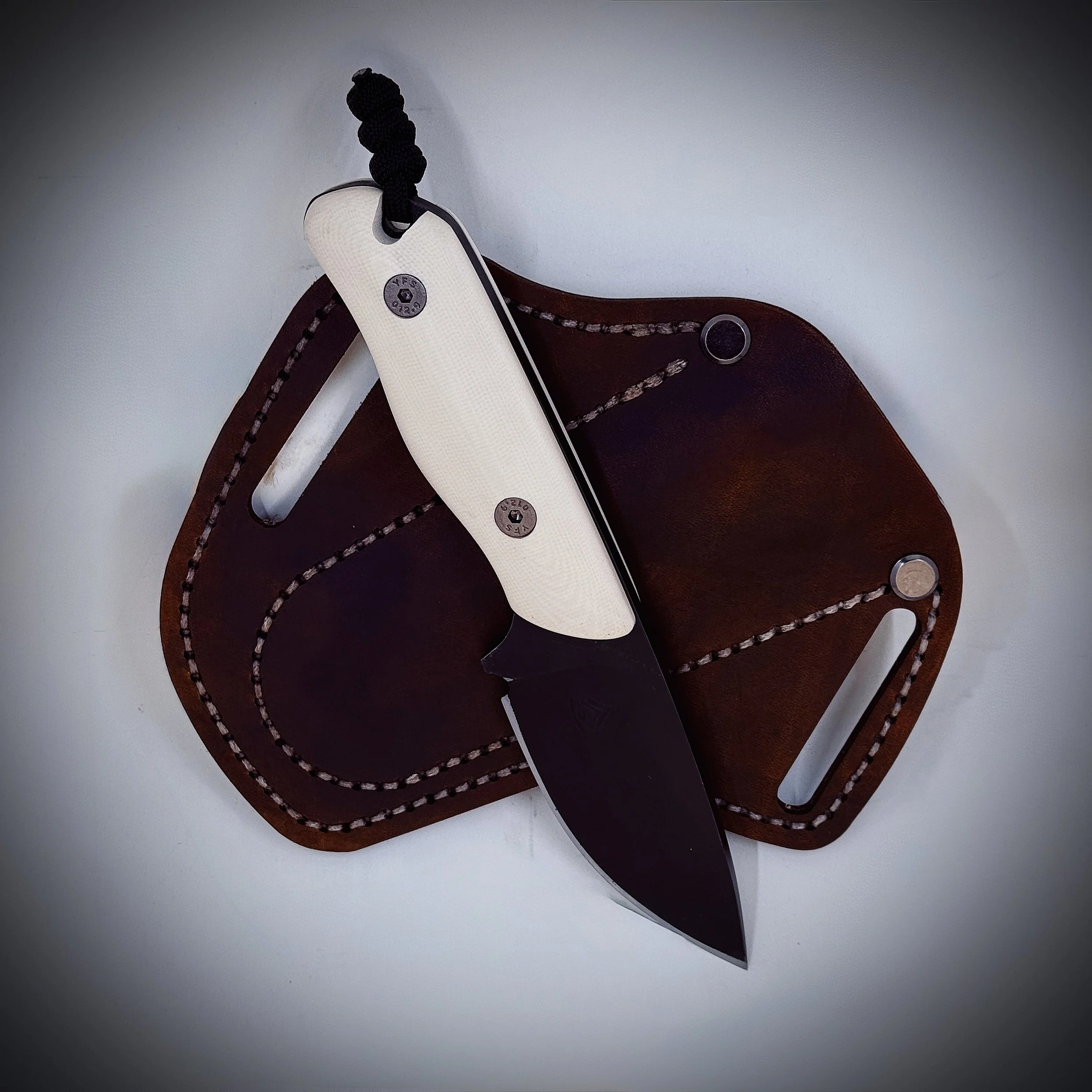 Badlander EDC in Ivory G10