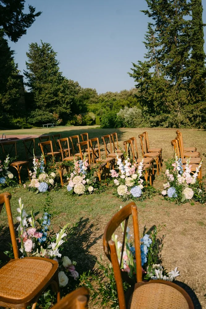 Ceremony Florals Wedding Photographer in Tuscany.jpg