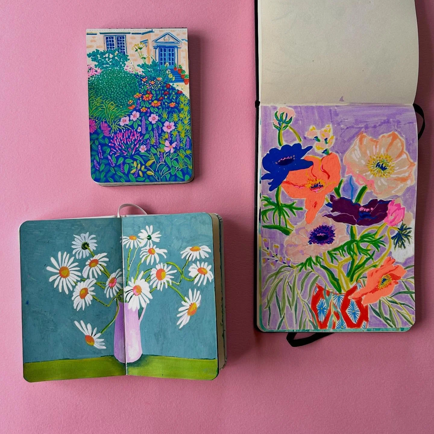 Sketchbook spreads.
.
.
.
#sketchbooks #sketchbookartist #sketchbook #art #artwork #royaltalens #locationdrawing #boldart #illustration #illustrationartists #illustrator #illustragram #colourful #colourfulart #mixedmedia #mixedmediaart #molotow  #col