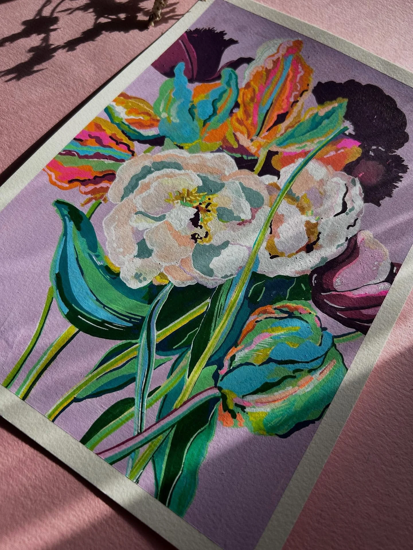 Ohhh Tulips in the sun. Inspired by my lovely friend @herbertjherbert who is a master of flower arrangements. 
New artworks, New products coming very soon.
Subscribe at www.alicebrisland.com
.
.
#2025art #newproductlaunch #artist #printandpattern #20