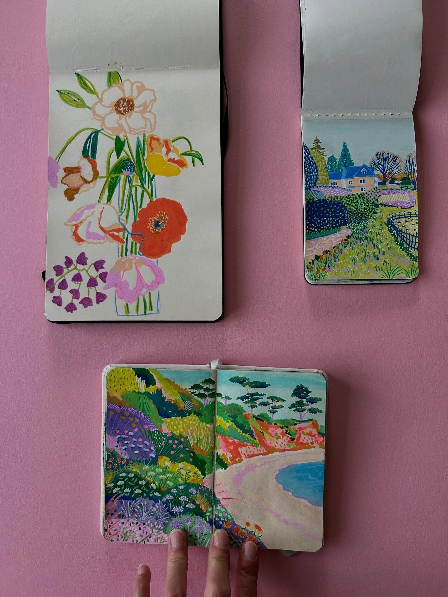 Sketchbook spreads. 
#creativelifestyle #artist #art #artlover #illustration #illustrator #illustragram