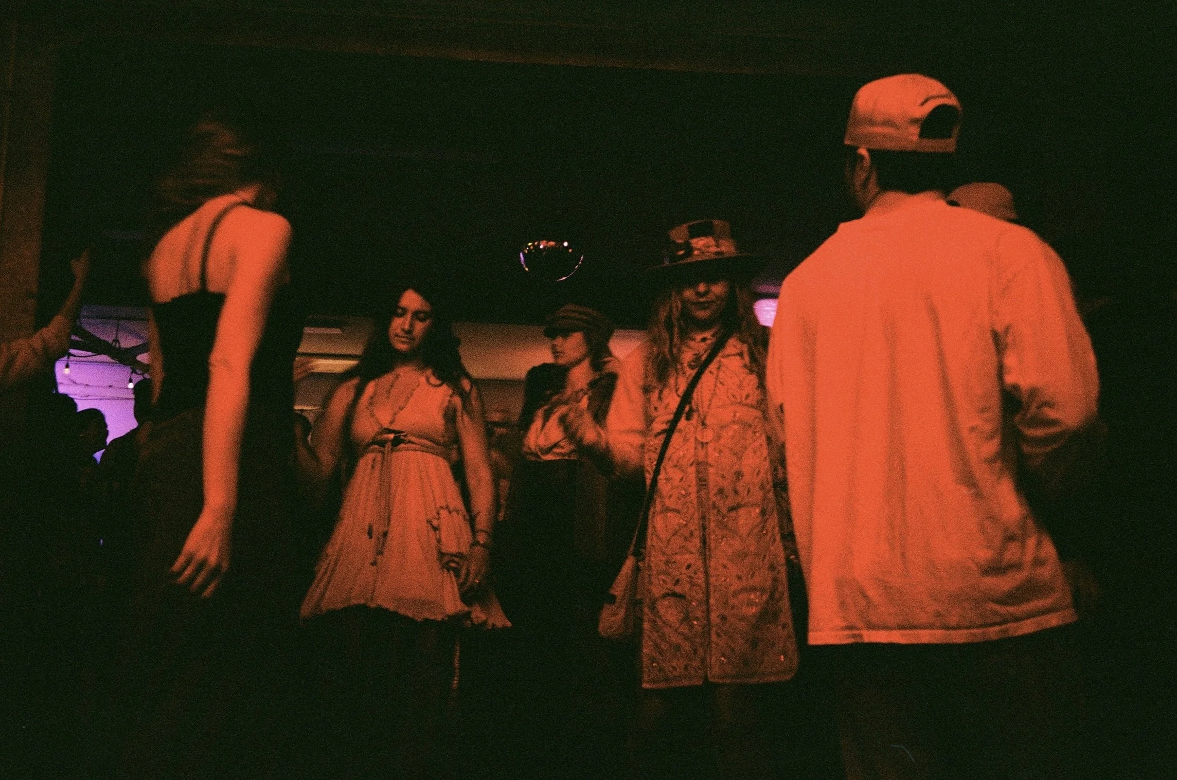 000951200024_23A 2.jpg