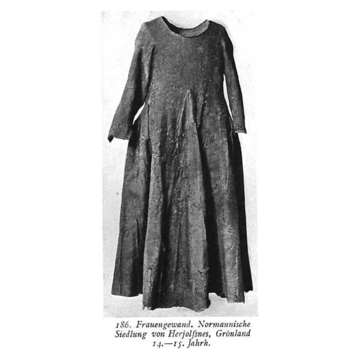 greenlander dress.png